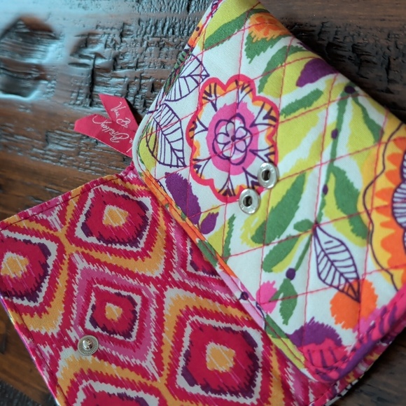 Vera Bradley Clemetine Floral Pink Tote Bag with Matching Wallet - Picture 8 of 16